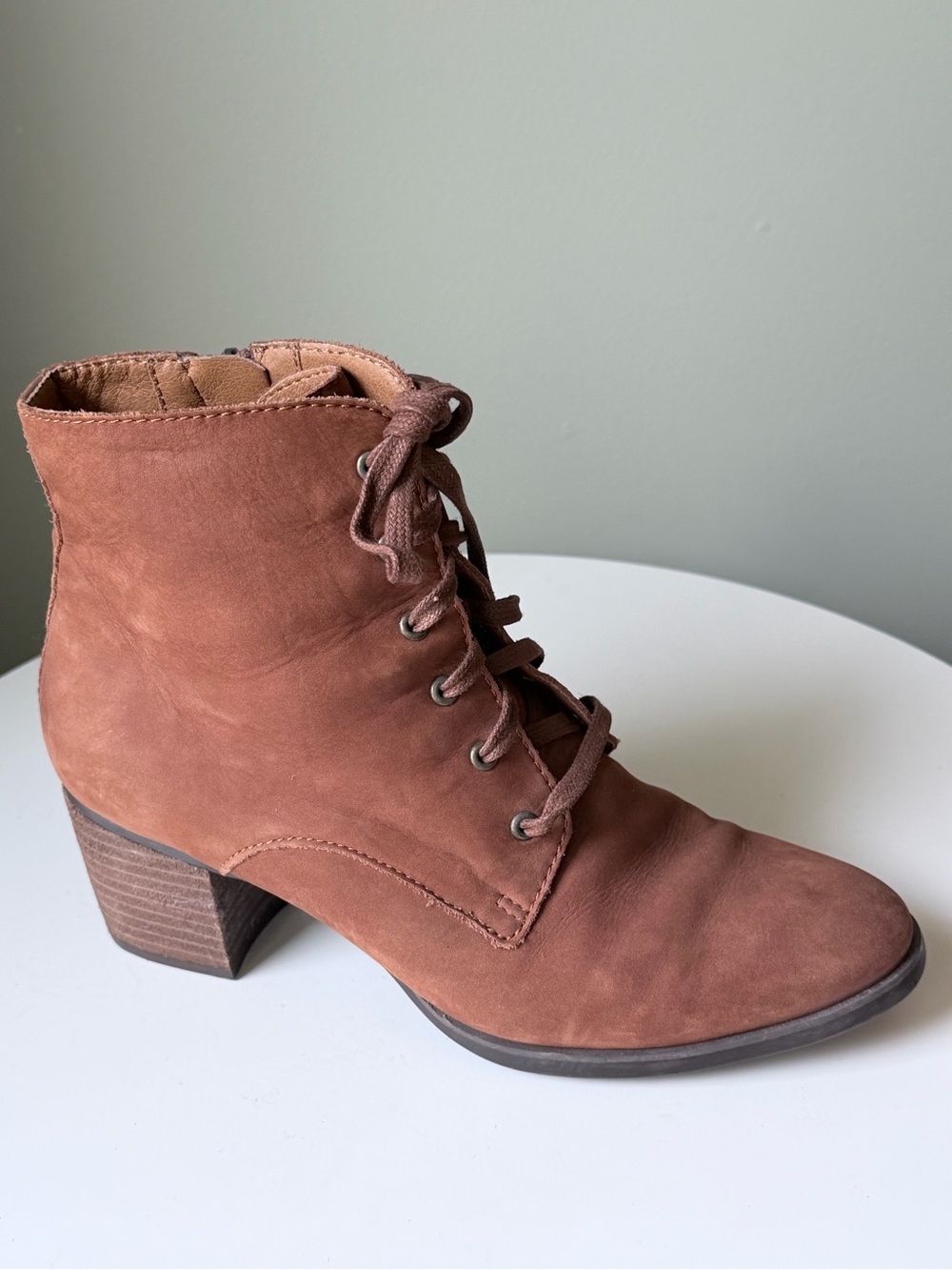 Aetrex Suede Lace Up Side Zip Ankle Boots Comfort Orthotic Size 7/37 Cognac